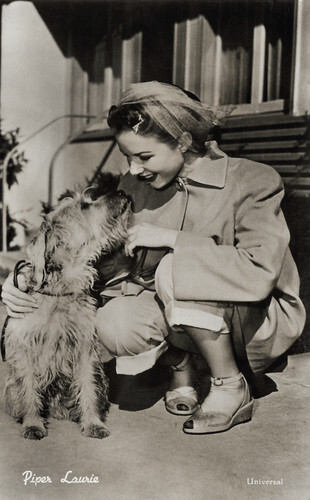 Piper Laurie (1932-2023)