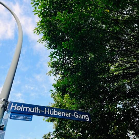 Das Straßenschild zum Helmuth-Hübener-Gang in St. Georg
