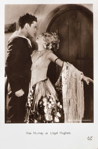 Mae Murray and Lloyd Hughes in Valencia (1926)