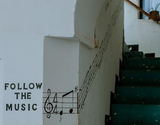 We live our best lives on the flexible cylinder between extremes. 