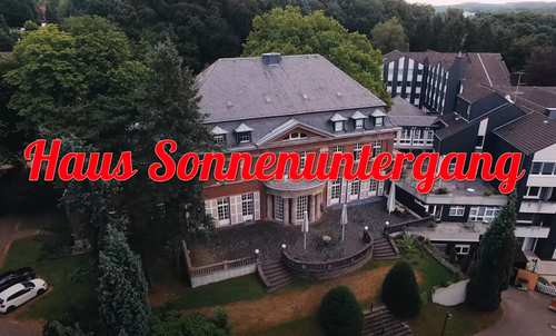 House Sunset in Sybille's Youtube sketches