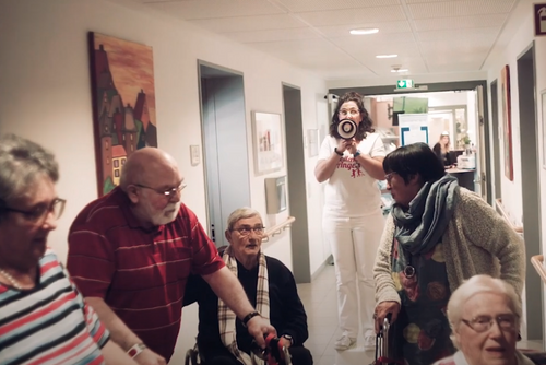 handling the elderly seniors and señoras