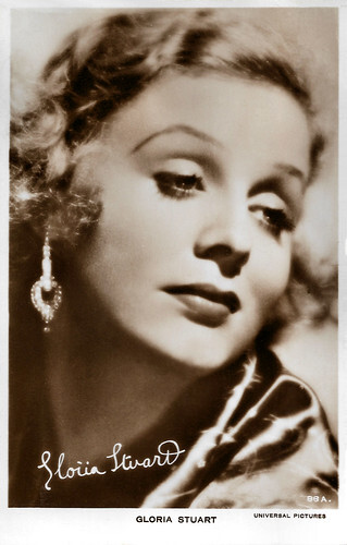 Gloria Stuart