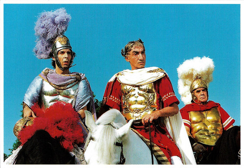 Roberto Benigni, Gottfried John and Jean-Pierre Castaldi in Astérix & Obélix contre César (1999)
