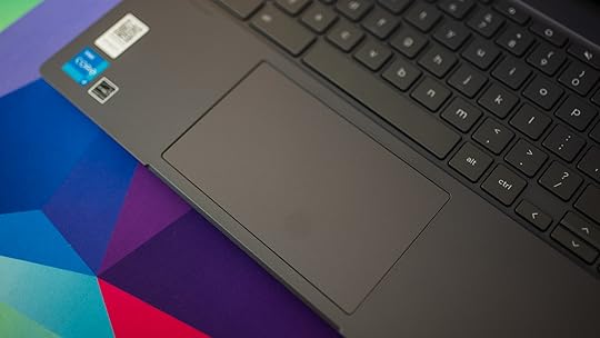 Lenovo IdeaPad Flex 5i Chromebook Plus 04