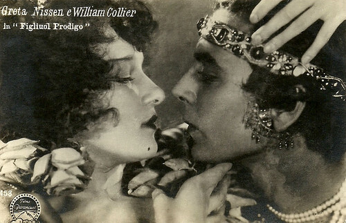 Greta Nissen and William Collier in The Wanderer (1925)