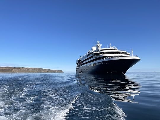 World Traveller ship
