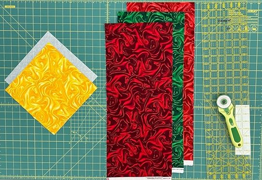NEW! Dresden Poinsettia Table Topper Sewing Tutorial