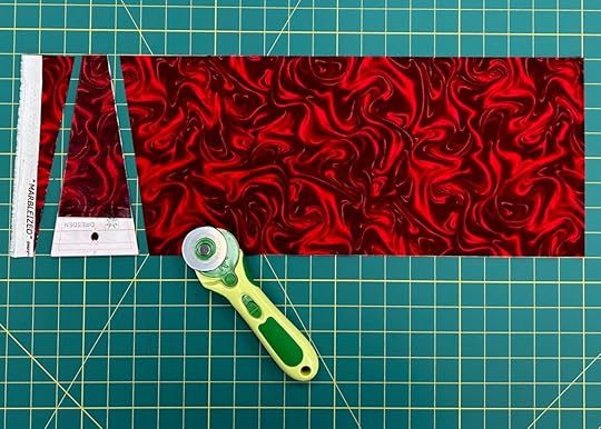 NEW! Dresden Poinsettia Table Topper Sewing Tutorial