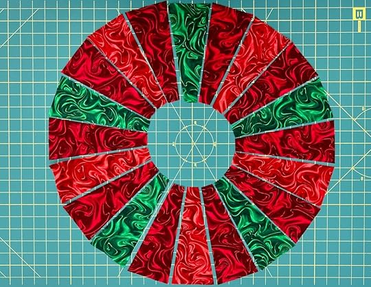 NEW! Dresden Poinsettia Table Topper Sewing Tutorial
