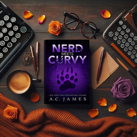 Nerd Meets Curvy Flatlay