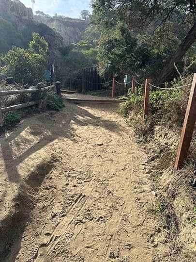 heading to the canyon trail