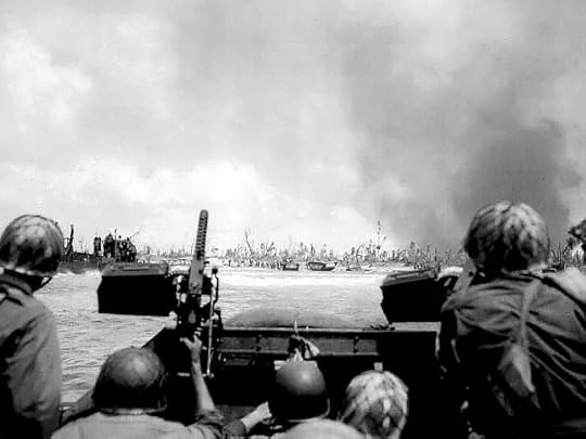 US Army troops land at Kwajalein, Marshall Islands, 31 Jan 1944 (US National Archives: 187435-442)
