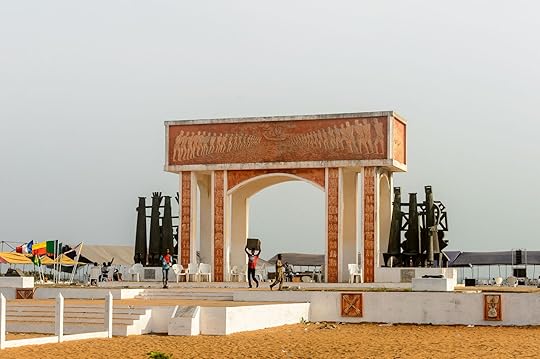 black history sites - door of no return benin