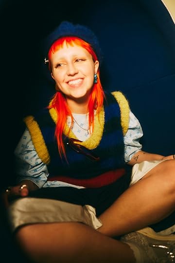 Amelia Moore returns with new single