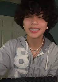 webq.h | Boys with curly hair, Cute guy pics, Cute mexican boys
