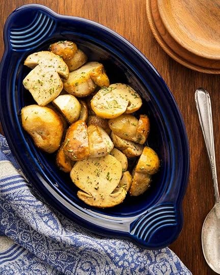 A platter of roasted mushrooms with garlic.