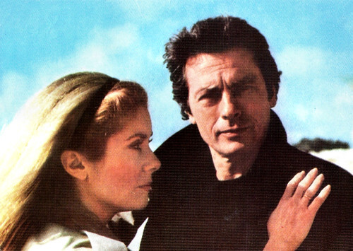 Catherine Deneuve and Alain Delon in Le choc (1982)