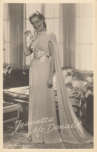 Jeanette MacDonald in Three Daring Daughters (1948)
