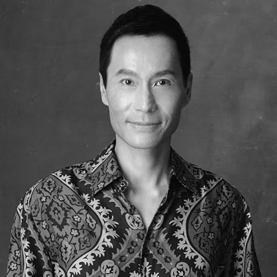 Contemporary Fiction: Ong Chin Huat's Harmony Heights Exposes the Underbelly of Opulence Book Review by Dhiraj Sindhi | Top Indian Book Blogger