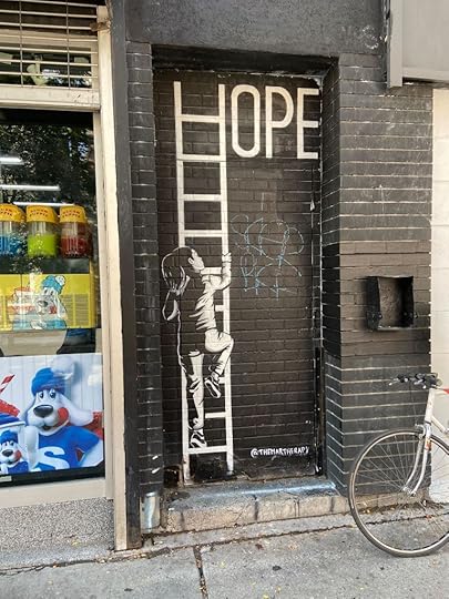 Montreal art, Hmm... blog