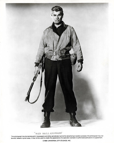 Jeff Chandler in Red Ball Express (1952)