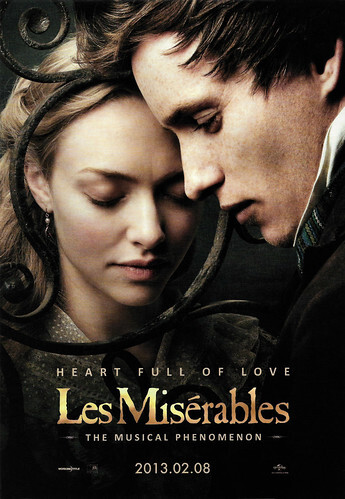 Amanda Seyfried and Eddie Redmayne in Les Misérables (2012)