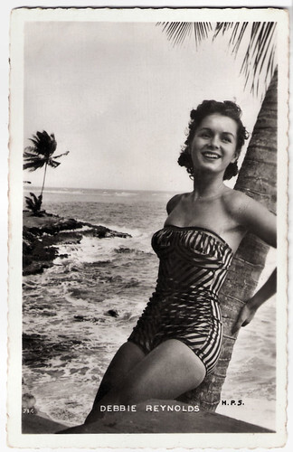 Debbie Reynolds (1932-2016)
