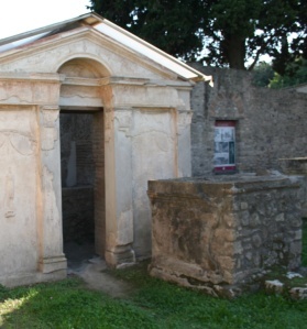The stolisterion where the sacred water for the Isis rites was kept. Photo copyright Forrest 2009.