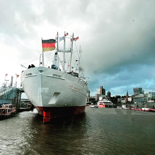 Die Cap San Diego im Hamburger Hafen
