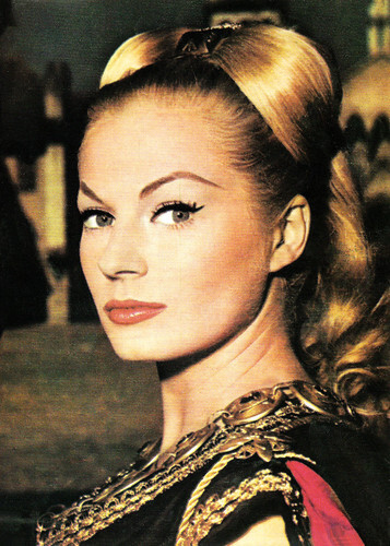 Anita Ekberg in I mongoli (1961)