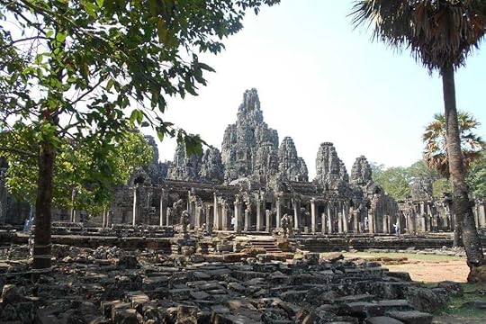 The Bayon Temple is located in the exact centre of The Great City of Angkor Thom. 
