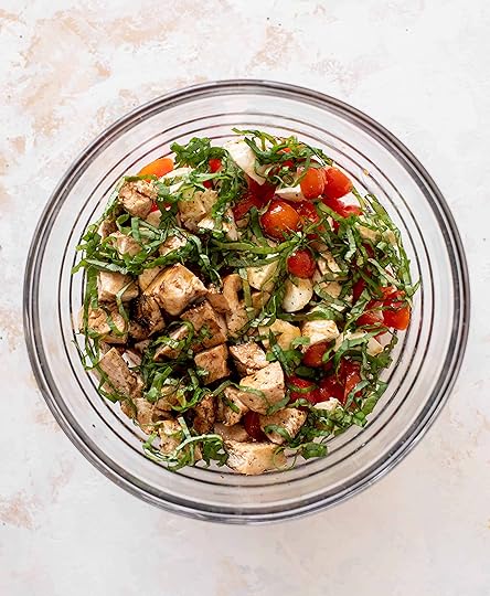 grilled chicken caprese lunch bowl