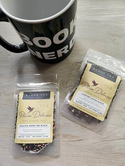 Plum Deluxe Loose Tea and Book nerd mug