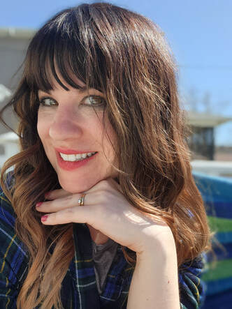 Lindsay Detwiler Author