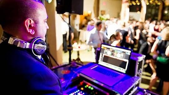 How Much Does a Wedding DJ Cost? Expert Advice and Price Ranges