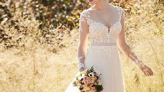 Find the Perfect Wedding Dress for the Mature Bride