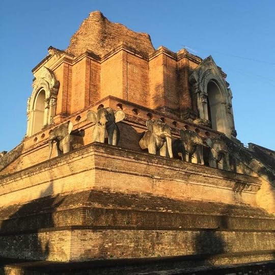 WAT CHEDI LUANG is an enormous 15th century temple - dating back to 1481.