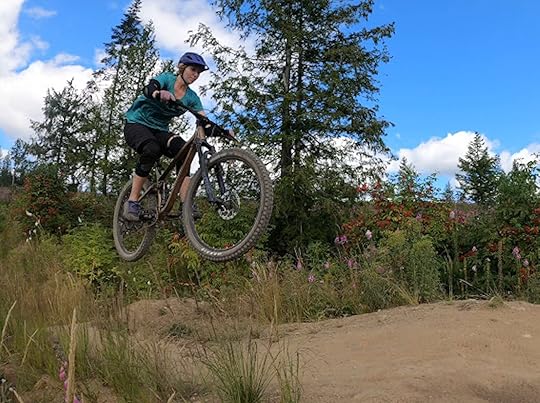 mountain bike parks - woman jumping