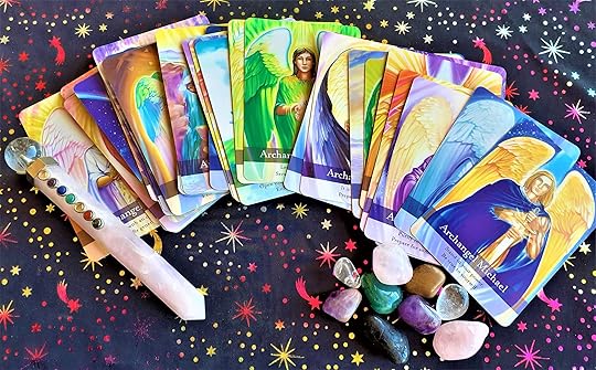 Difference between Tarot, Angel and Oracle cards