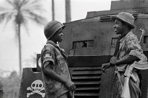 Biafra boy soldiers