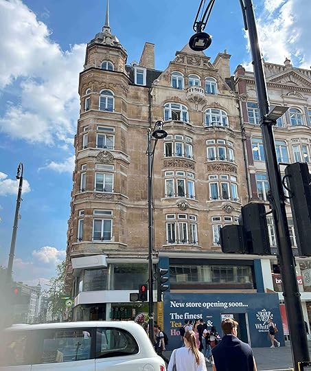Oxford Street, London, heading west toward Hyde Park, 9 May 2024 (Photo: Sarah Sundin)