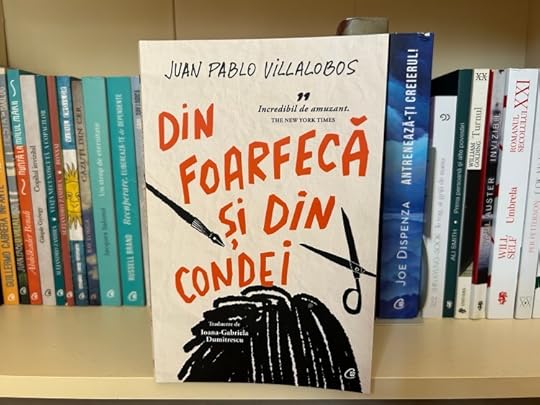 Din foarfecă și din condei | Recenzie literară