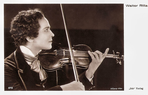 Walter Rilla in Hoheit tanzt Walzer (1926)