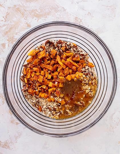peach cobbler granola