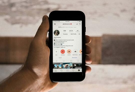 Best 25 Instagram Bio Ideas to Help Improve Yours (with Examples)