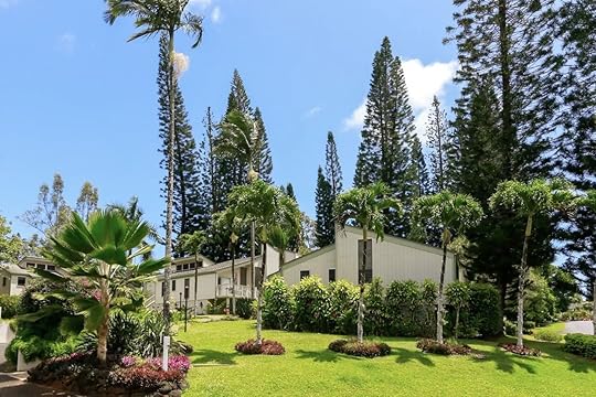 exterior shot of large home airbnb in princeville