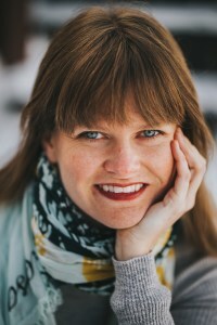 headshot of Amie McCracken