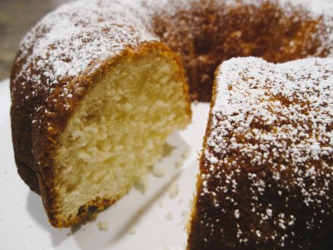 Bready or Not: Easy Pear Bundt Cake 