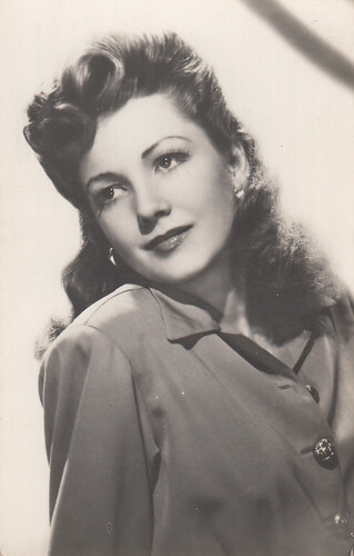 Anne Baxter